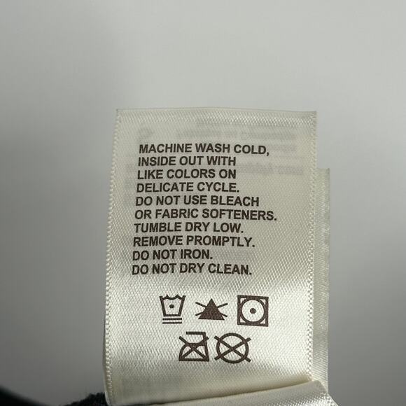 NWT Avalanche Valley Cargo Capri Pants Womens Small Black High Waisted Pockets - Picture 11 of 12